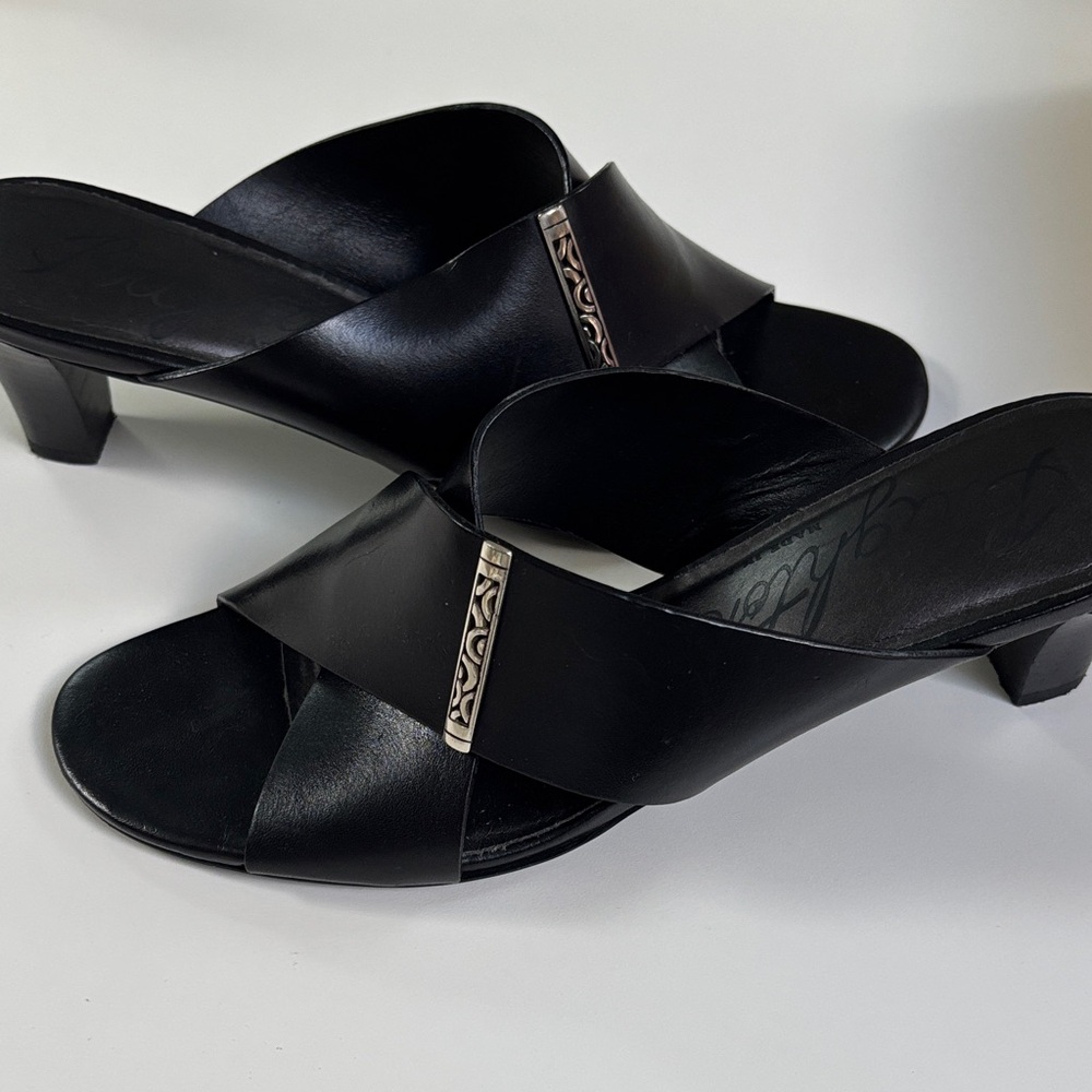 New in Box Brighton Black Women's Sandals with Silver Accent